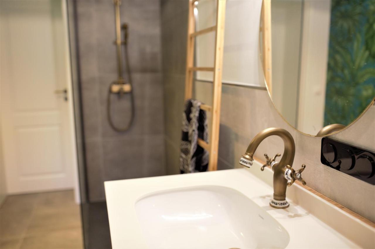 Magnolia Suite ไอเซนัค ภายนอก รูปภาพ